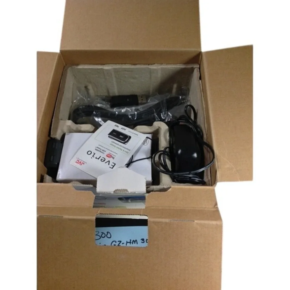 JVC Everio GZ-MG630 Red 60GB HDD Digital Camcorder 40x‎ Zoom